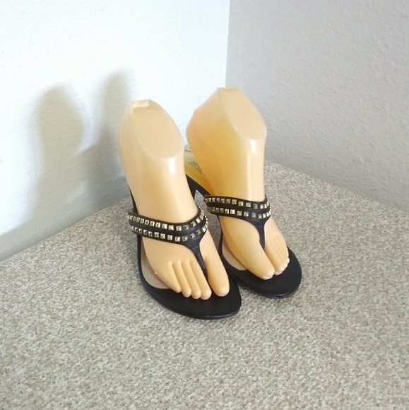 Michael Michael Kors Studded Leather Sandals. - Picture 1 of 8